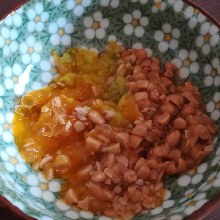 離乳食中期★かぼきゅー納豆和え